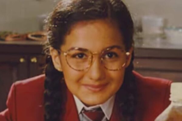 आज की खबर: DDLJ की चुटकी याद है? 30 साल में बदला अंदाज, लुक बदला लेकिन अब भी वैसी ही शरारती है स्माइल