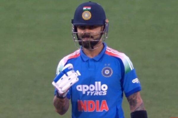 आज की खबर: IND vs AUS: सिडनी में विराट कोहली के पहले रन का मना जश्न, दर्शकों ने बजाई तालियां; जानें क्यों हुआ ऐसा