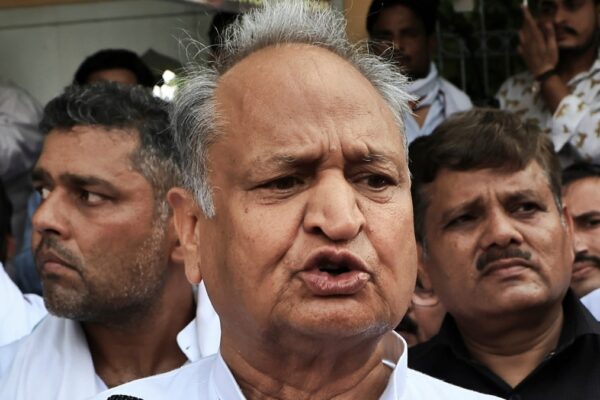 आज की खबर: ‘किसी को पंचायती करने की जरूरत नहीं’, जिला अध्यक्षों के चयन पर अशोक गहलोत की दो टूक