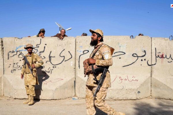 आज की खबर: PAK-अफगान शांति वार्ता पर घिरे संकट के बादल! बॉर्डर पर बढ़ा तनाव, 5 पाकिस्तानी सैनिकों की मौत