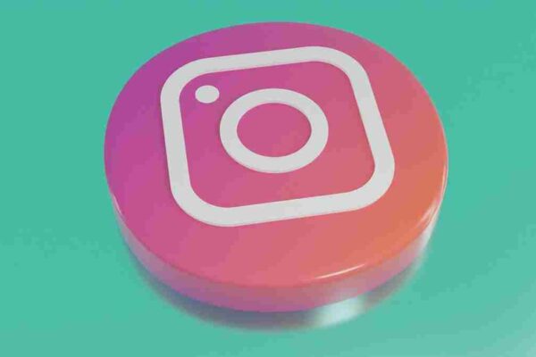 आज की खबर: Instagram का नया फीचर! अब देखिए वो पुराने Reels जिन्हें आपने लाइक या सेव करना भूल गए थे