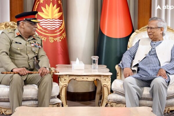 आज की खबर: पाकिस्तानी कमांडर के साथ बांग्लादेश की गलबहियां, भारत के उत्तर-पूर्वी राज्यों पर नजर पड़ेगी भारी