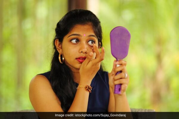 आज की खबर: DIY Almond Kajal: बादाम से घर पर 20 मिनट में बनाएं होममेड Waterproof Kajal, आंखों के लिए हैं फायदेमंद