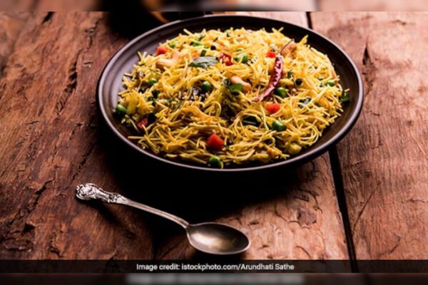 आज की खबर: Kid’s Lunchbox Recipe: बच्चे के लिए टिफिन में बनाएं नमकीन सेंवई, नोट कर लें रेसिपी