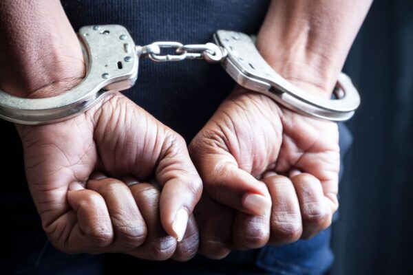आज की खबर: मुंबई: 58 करोड़ की ठगी मामला, विदेशी बैंक खाते में 14 महीने में ₹513 करोड़ का ट्रांजेक्शन, 6 और आरोप गिरफ़्तार