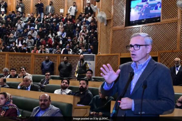 आज की खबर: CM उमर अब्दुल्ला ने विधानसभा में ऐसा क्या किया कि BJP नेता भी करने लगे उनकी तारीफ, पढ़ें पूरा मामला