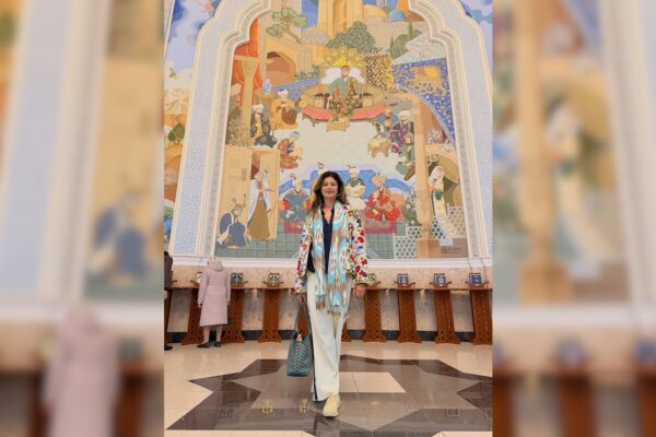 आज की खबर: 42 की उम्र में दूसरी शादी करने वाली एक्ट्रेस की 3 फोटो, मना रही 49वां बर्थडे, ‘हेड एंड शोल्डर्स’ किया लॉन्च