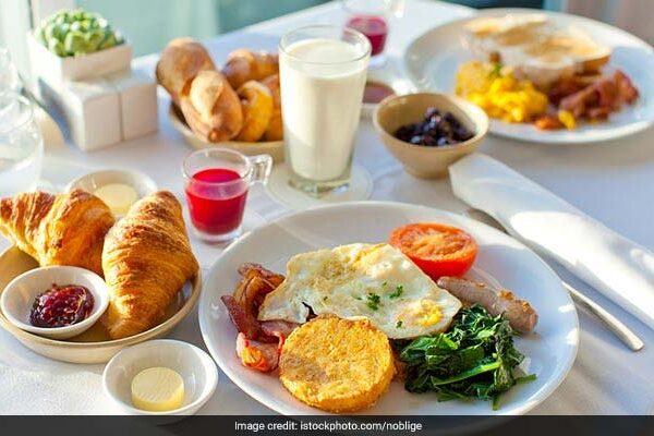 आज की खबर: Gut Health के लिए कौन सा ब्रेकफास्ट है अच्छा और कौन सा खराब, AIIMS के डॉ सेठी ने शेयर की लिस्ट