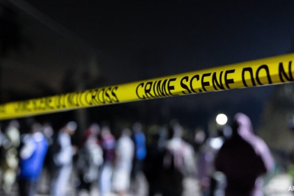 आज की खबर: हैदराबाद में एयरलाइन के केबिन क्रू सदस्य ने की आत्महत्या, मामले की जांच में जुटी पुलिस